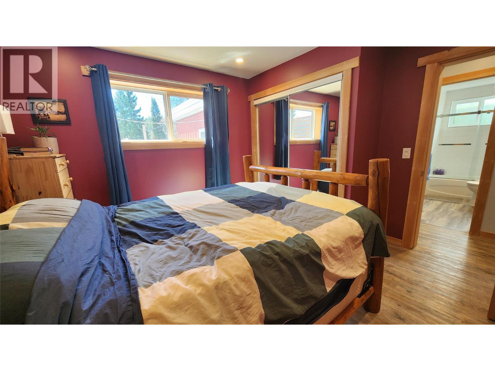 1675 LeRoi Avenue, Rossland