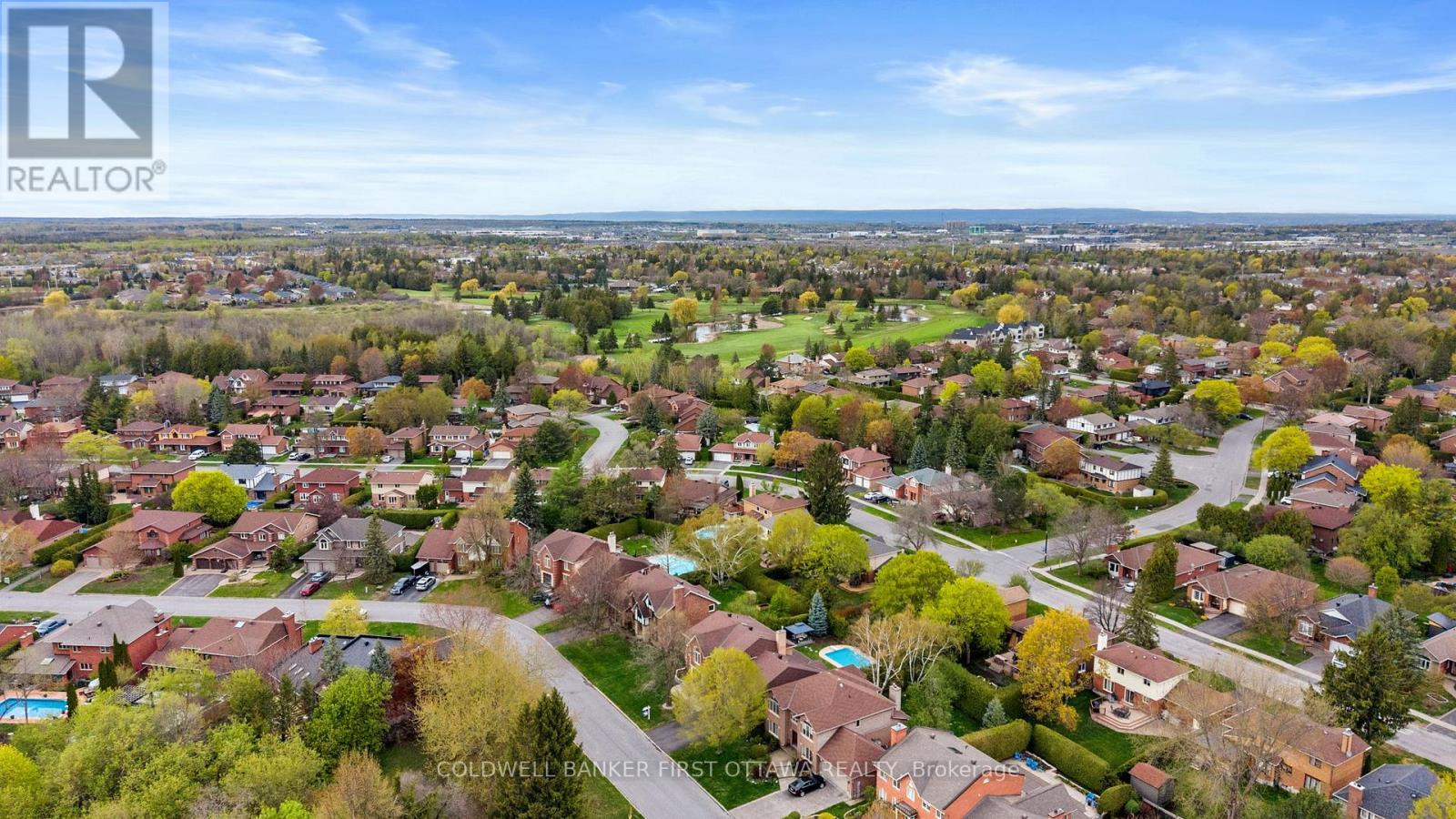 42 HAMPEL CRESCENT - 48