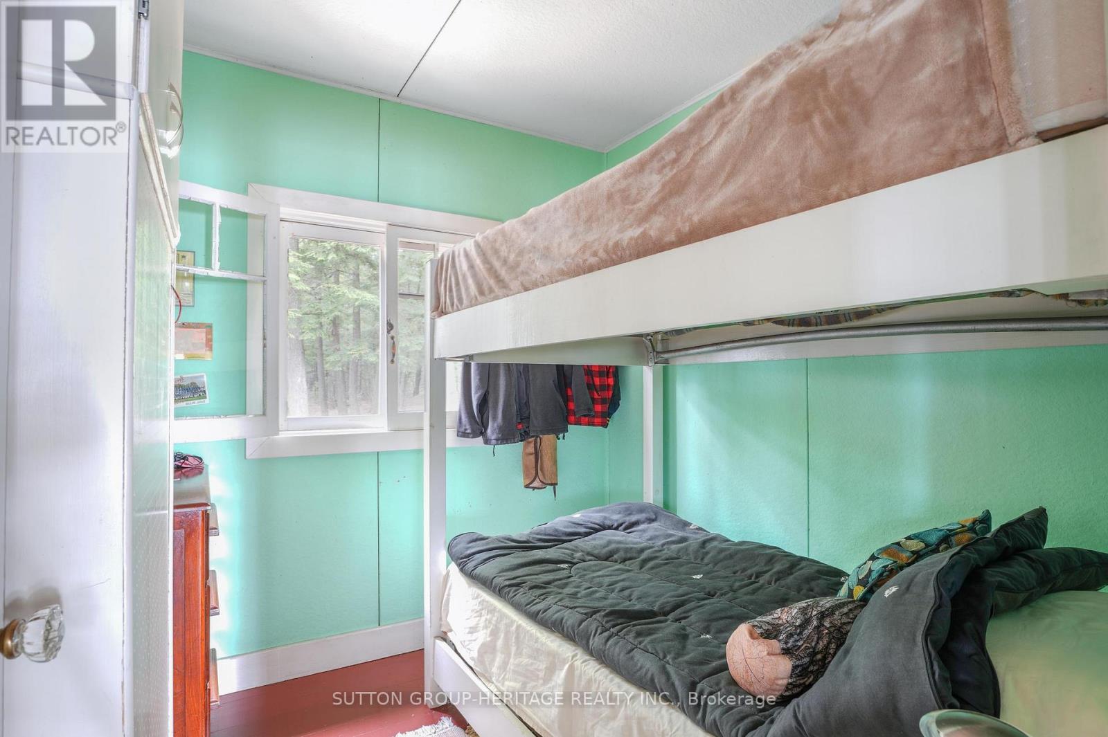 909 ASHBY LAKE WA - 13