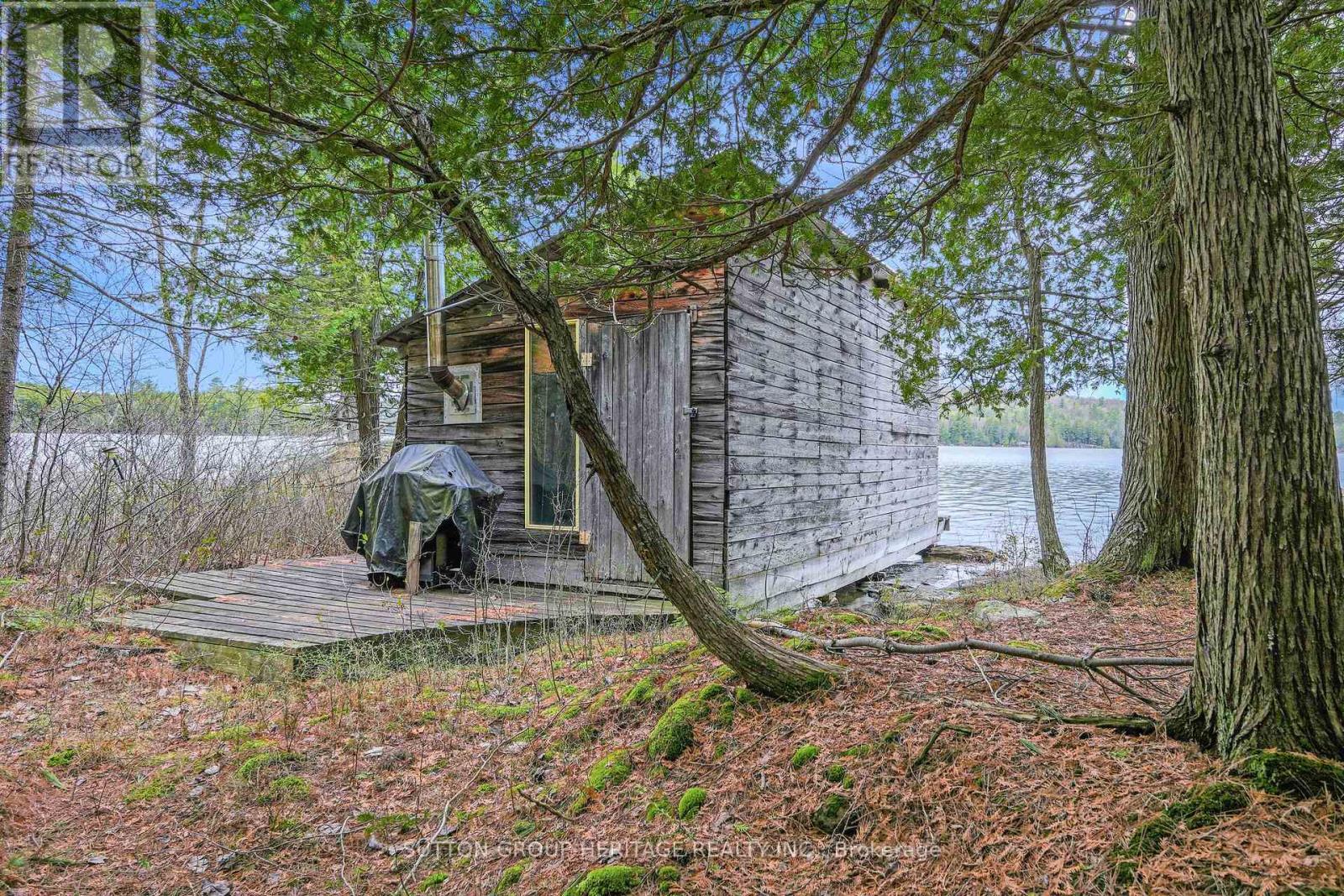 909 ASHBY LAKE WA - 15