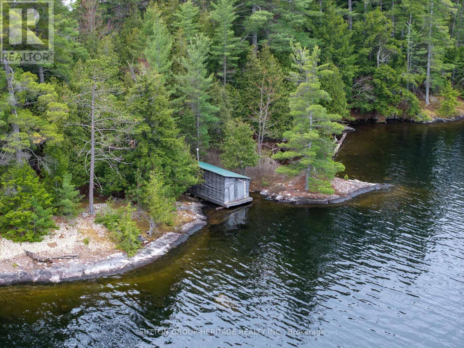 909 ASHBY LAKE WA - 24