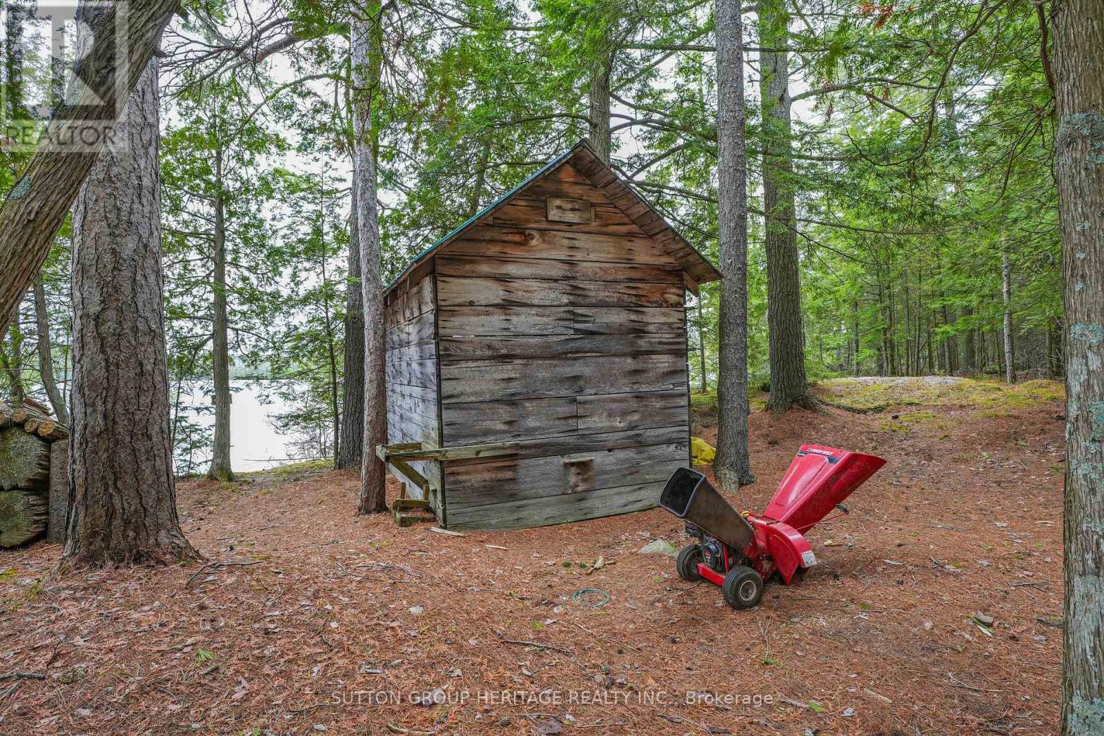 909 ASHBY LAKE WA - 21