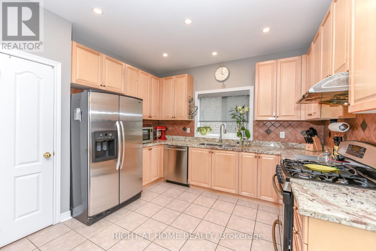 3140 WRIGGLESWORTH CRESCENT - 9