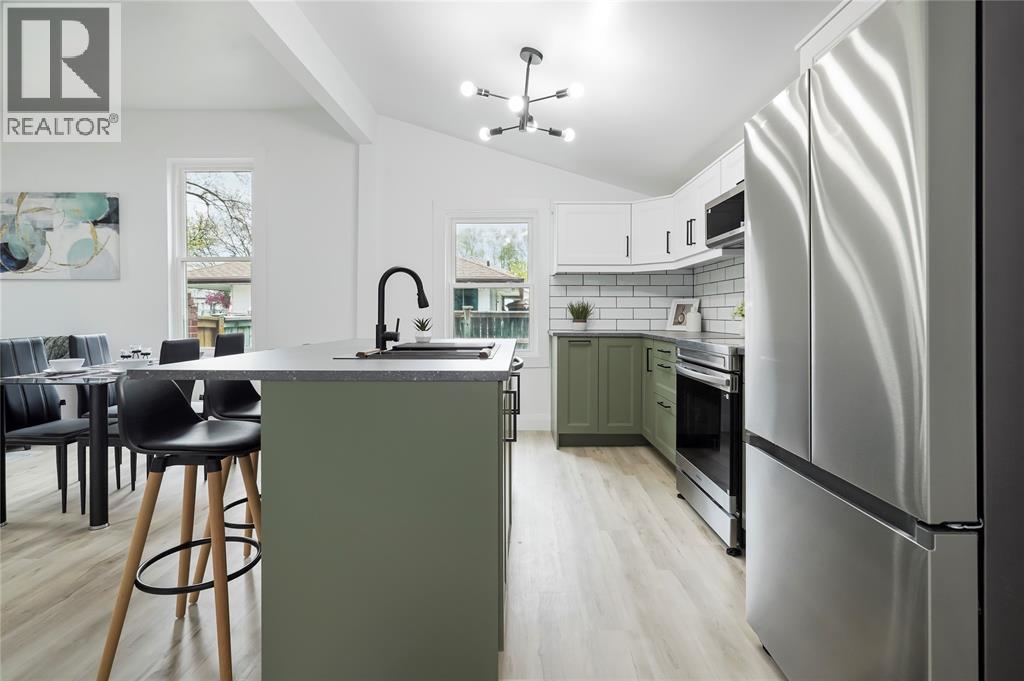 867 Devine STREET - 14
