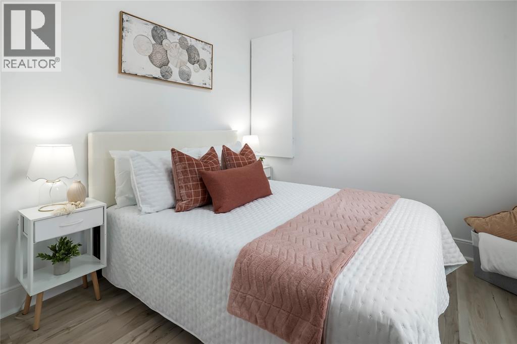 867 Devine STREET - 15