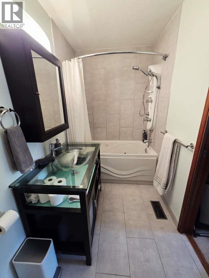 3696 ROSIA ROAD - 23