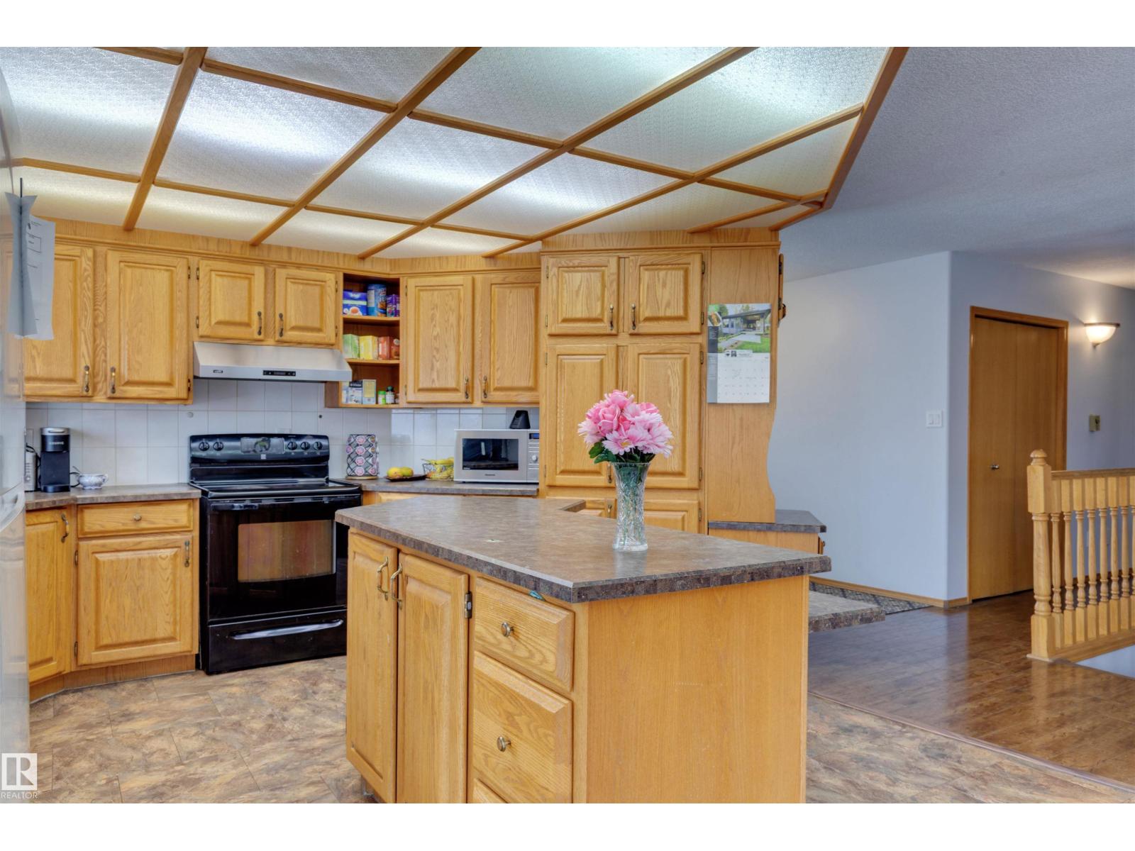 15411 67A ST NW - 14