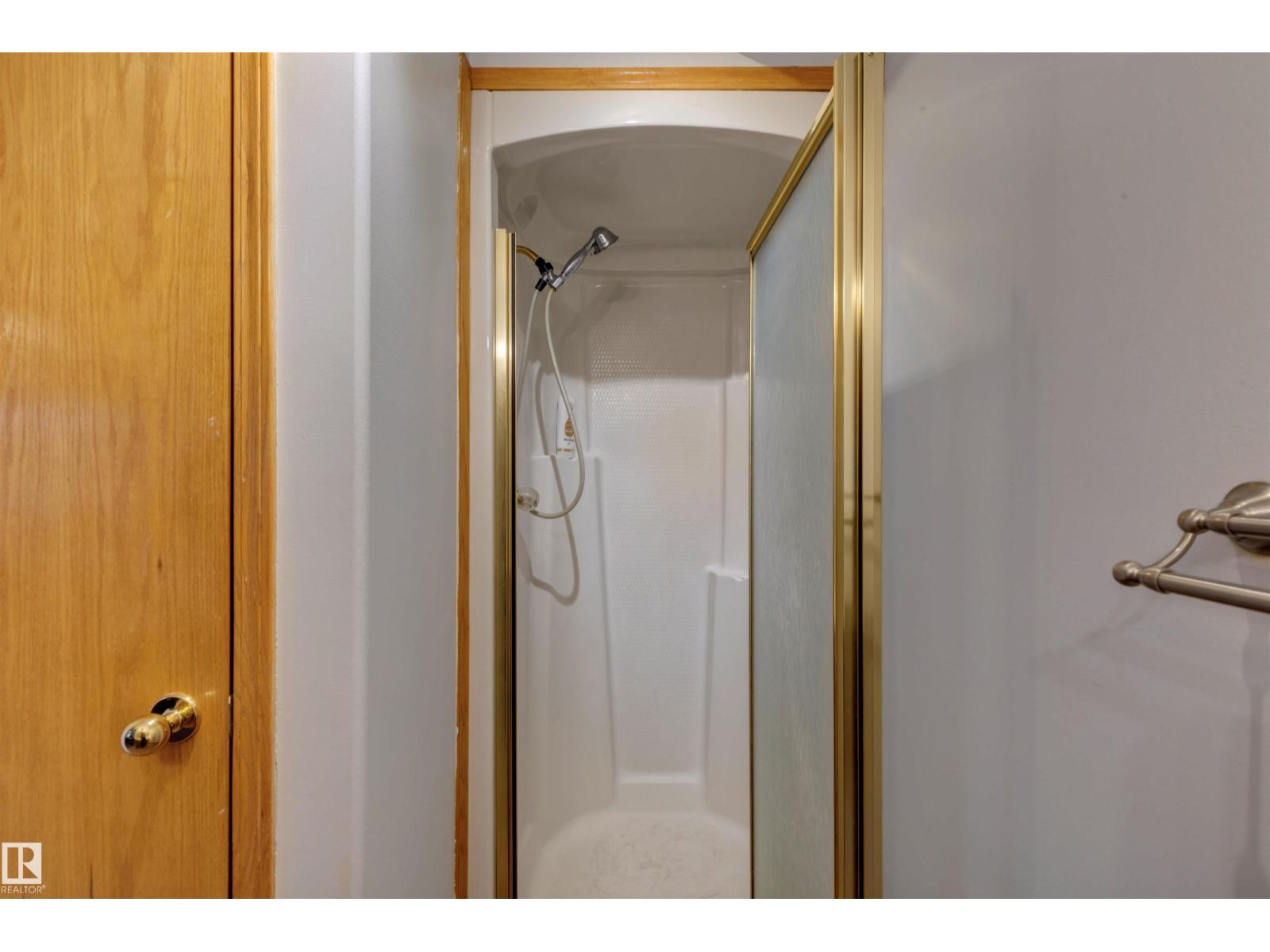 15411 67A ST NW - 23