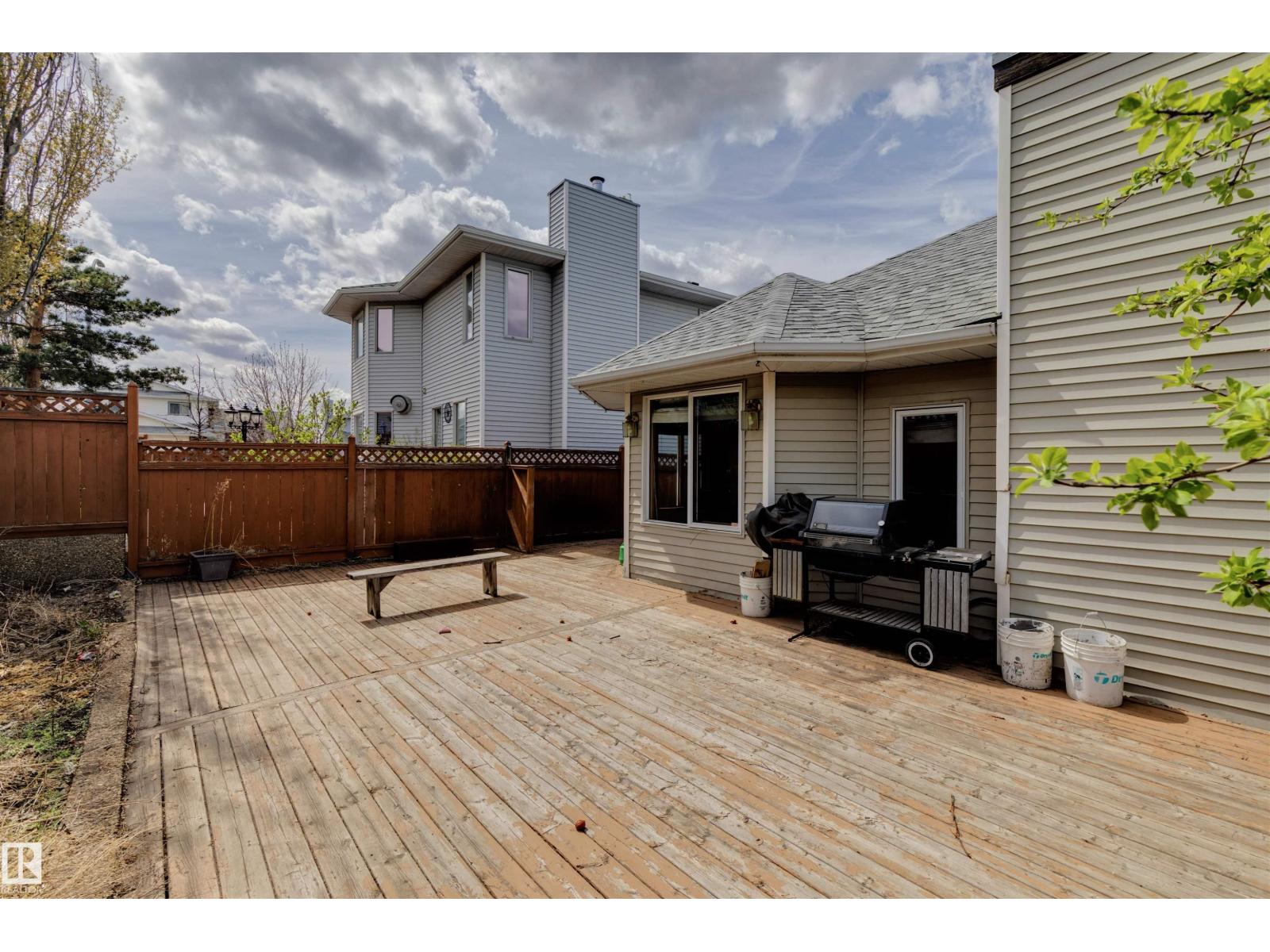 15411 67A ST NW, Edmonton