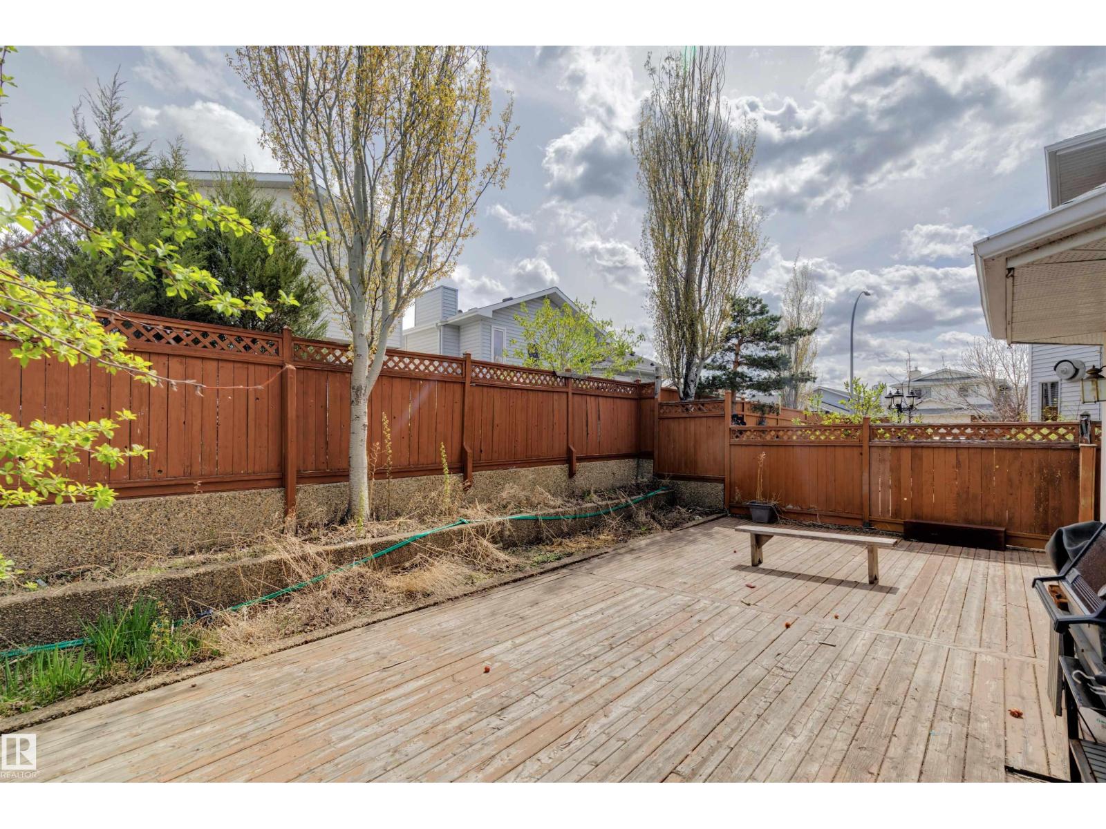 15411 67A ST NW, Edmonton