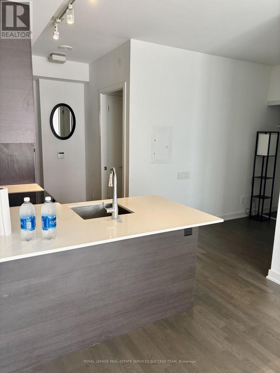 #2901 57 ST JOSEPH STREET - 12