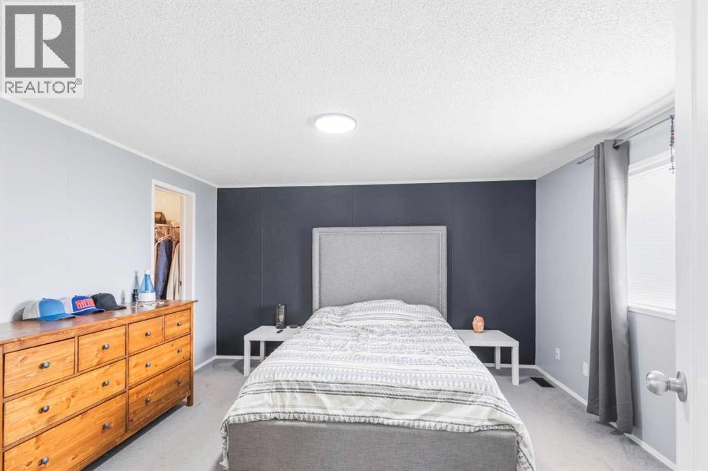 9602 112 Avenue - 7