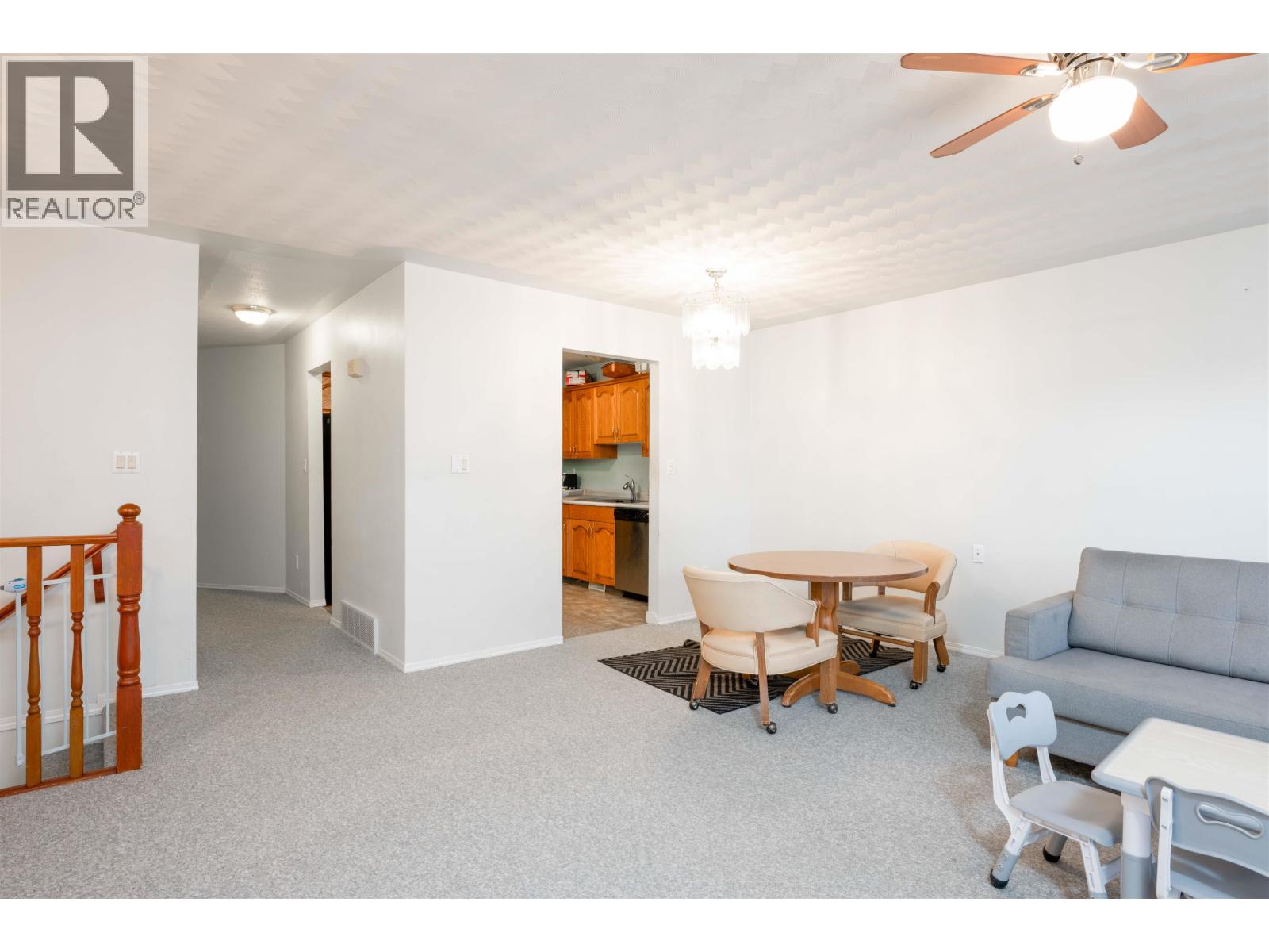Photo 9 of 35 — 721 CARNEY STREET · Prince George, BC