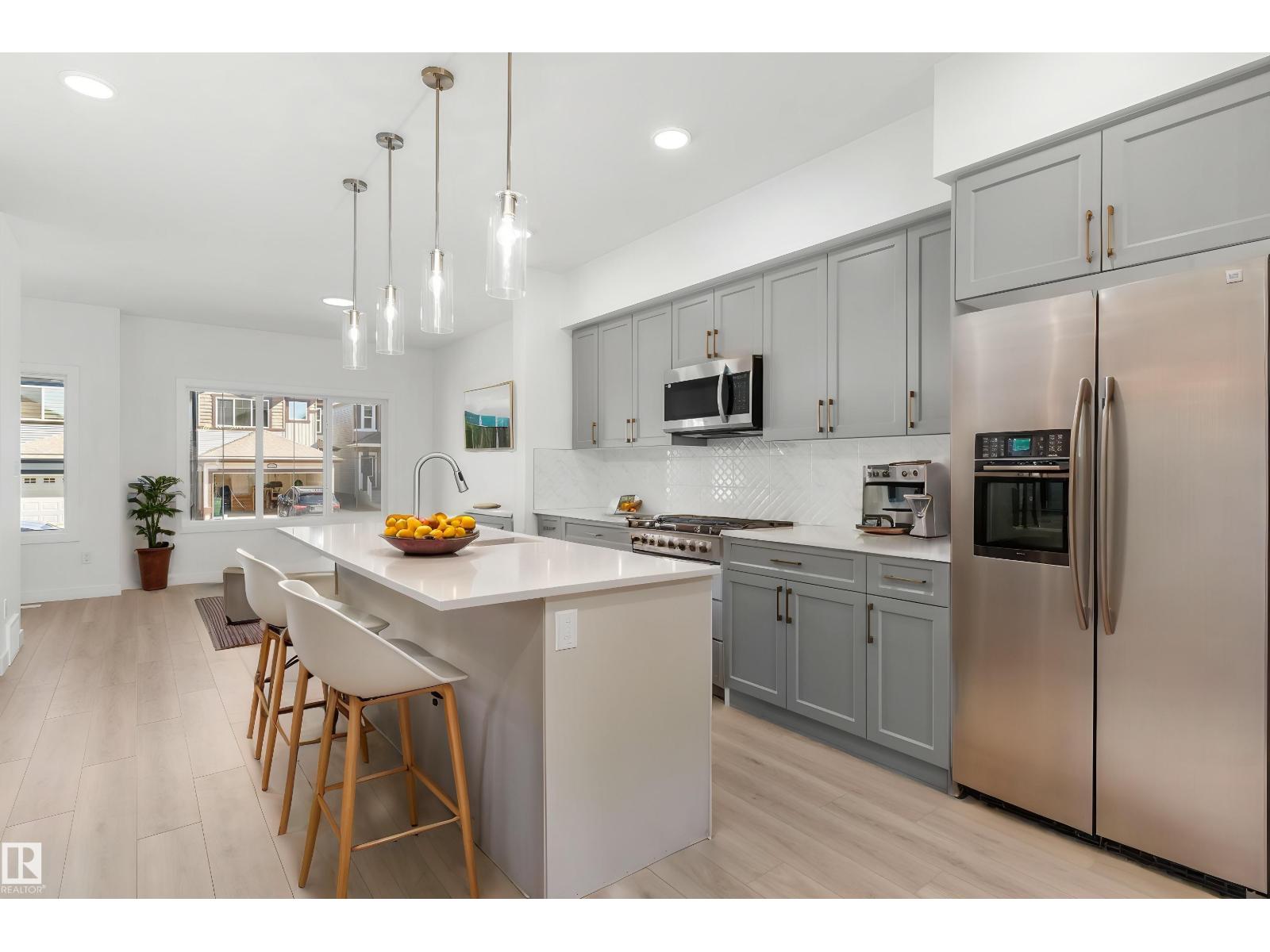 20615 43 AV NW - 11