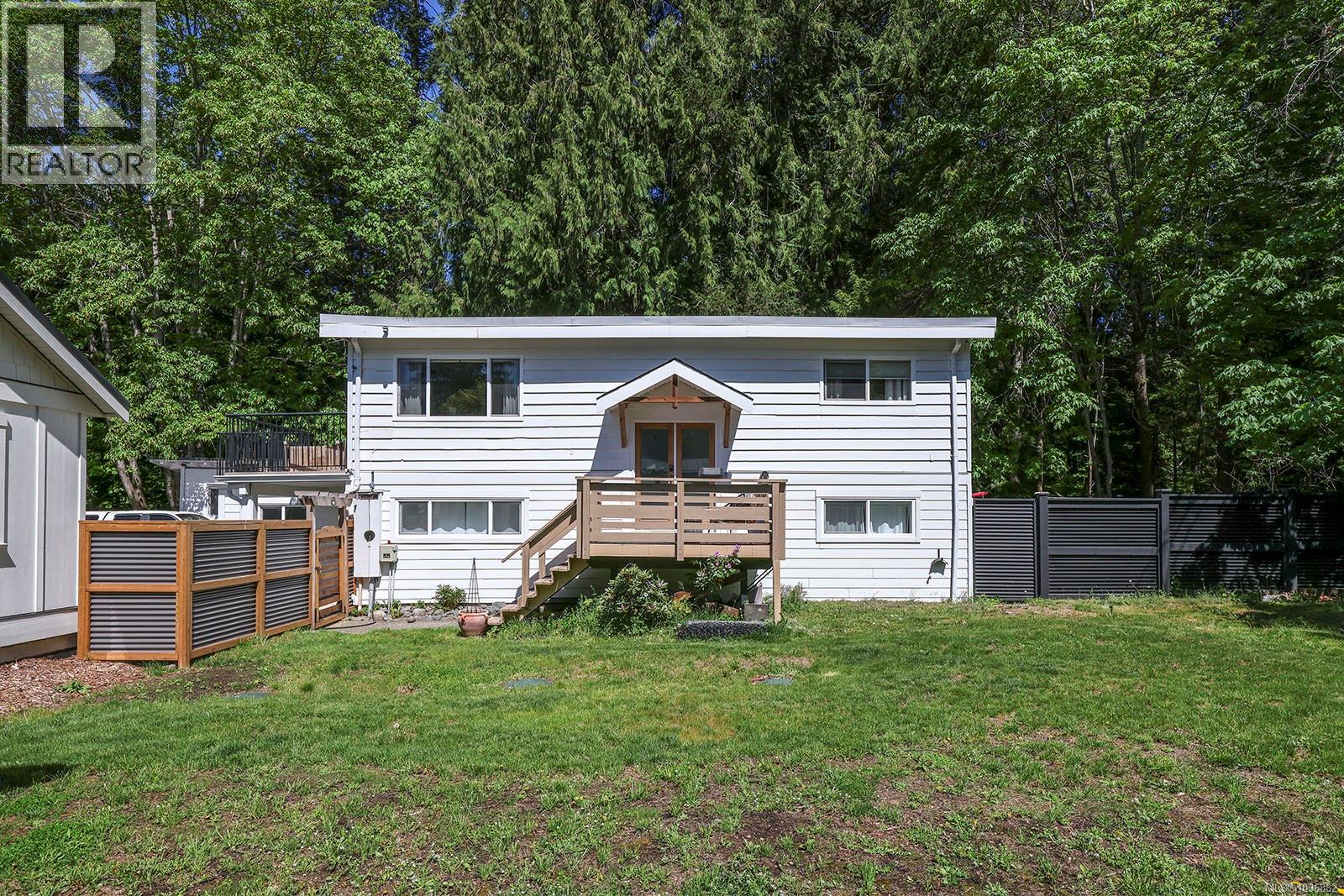 4705/4707 Gail Cres - 34