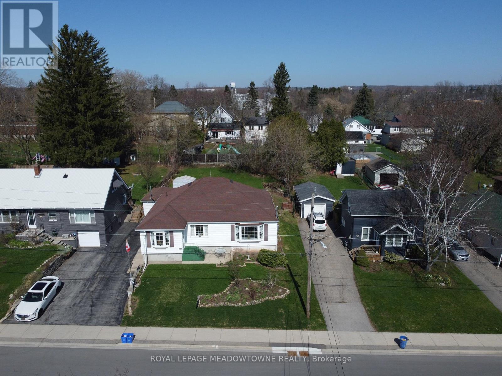 43 COBBLEHILL ROAD - 4