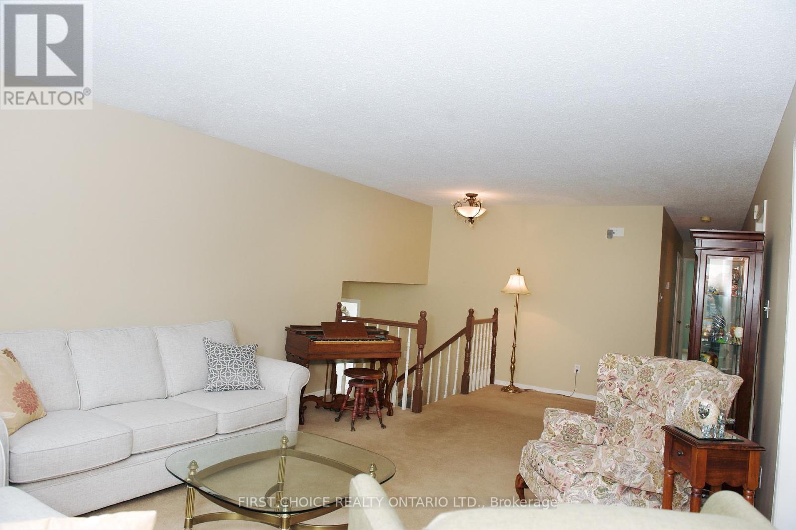 13 QUEENSTON DRIVE - 10