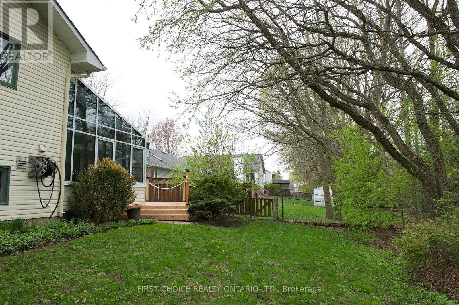 13 QUEENSTON DRIVE - 34