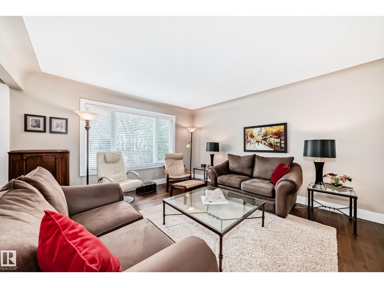 10652 144 ST NW NW, Edmonton