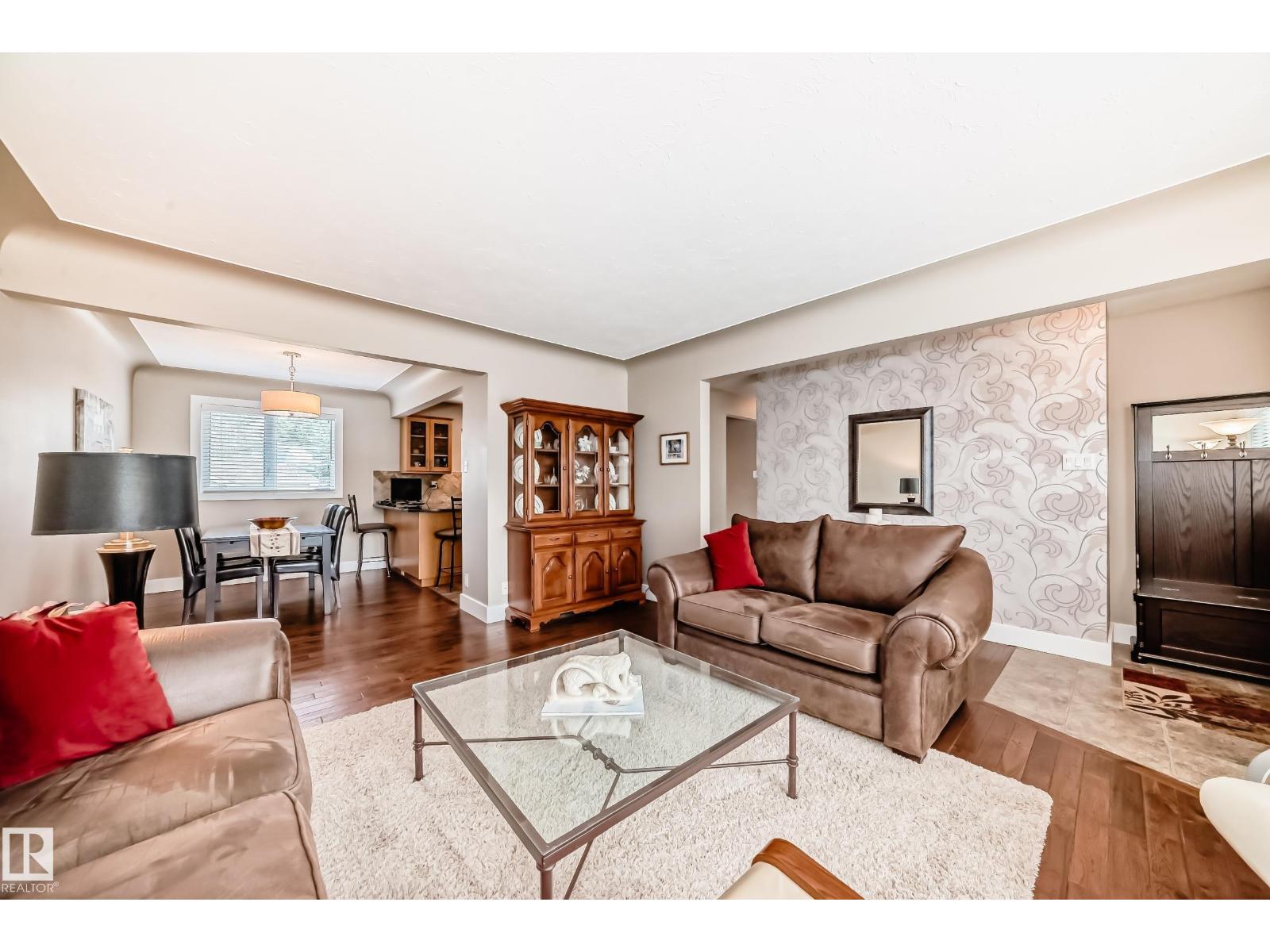 10652 144 ST NW NW, Edmonton