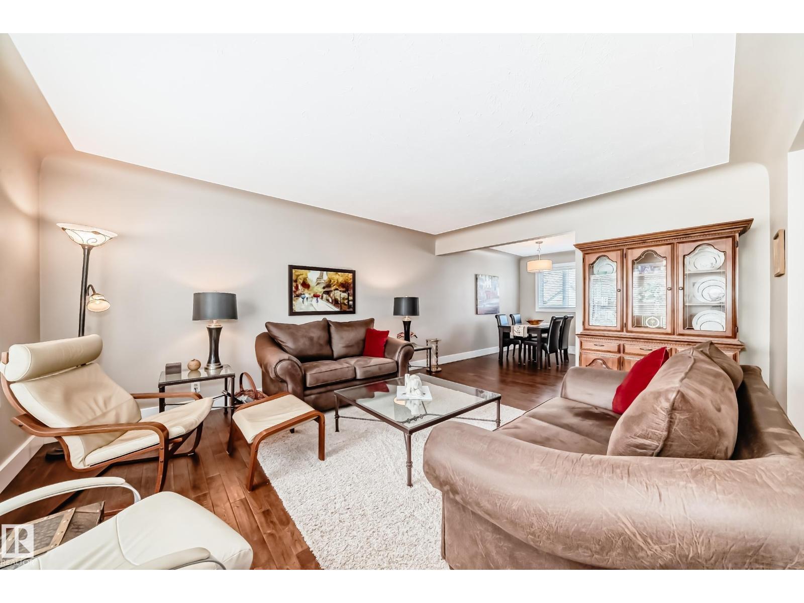 10652 144 ST NW NW, Edmonton