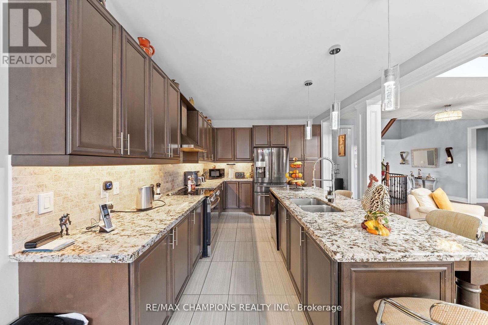 55 MEEK AVENUE - 10