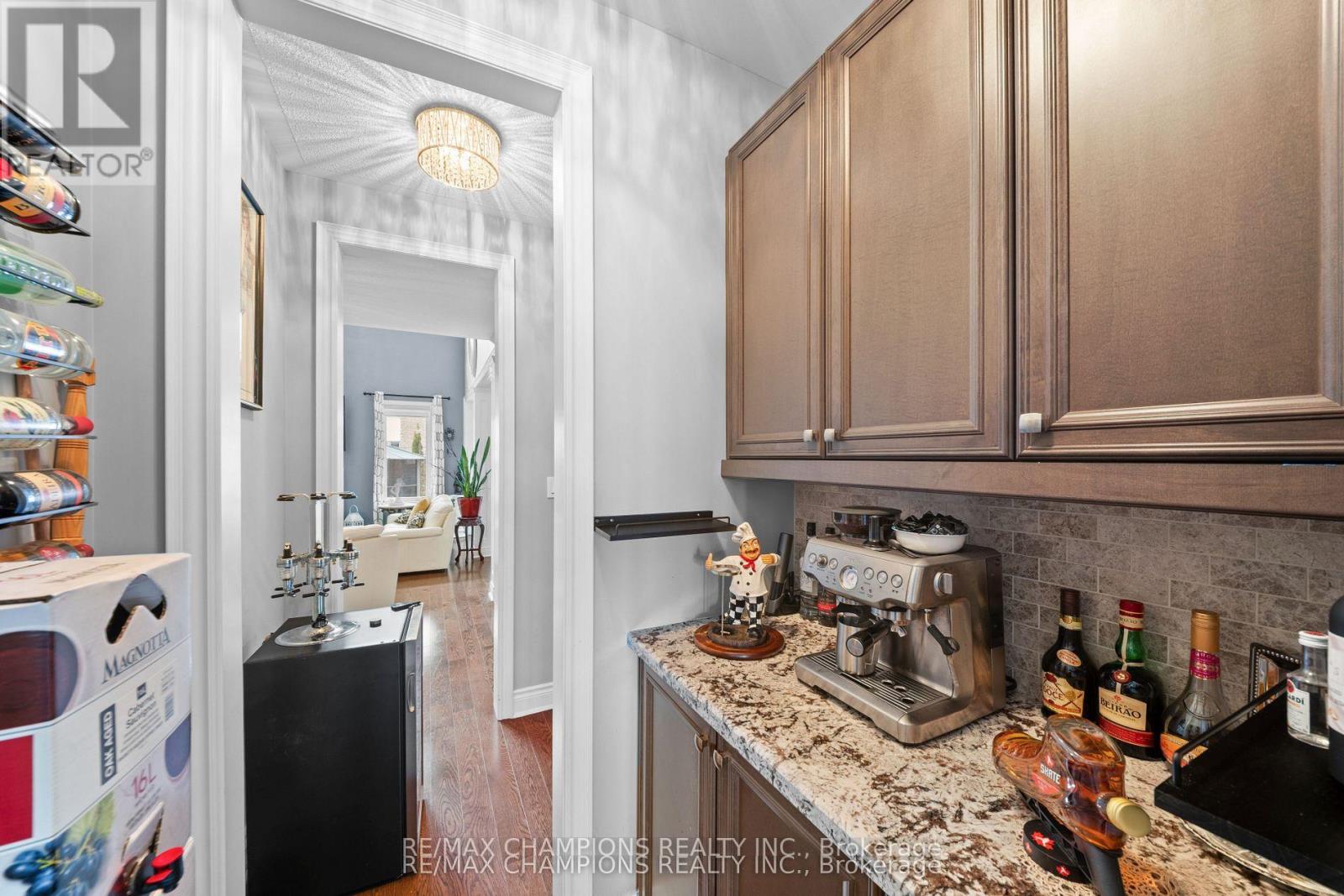 55 MEEK AVENUE - 13