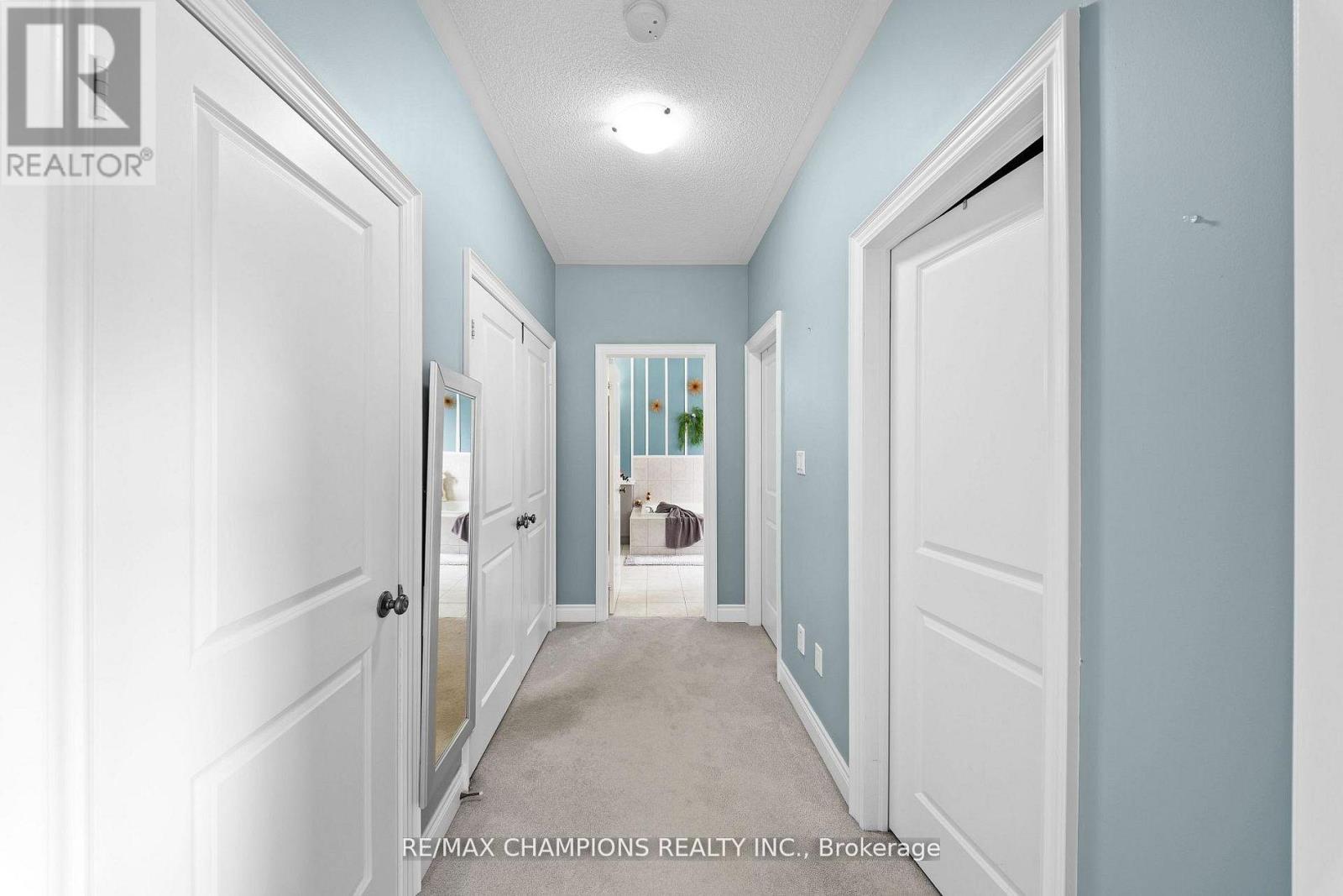 55 MEEK AVENUE - 41