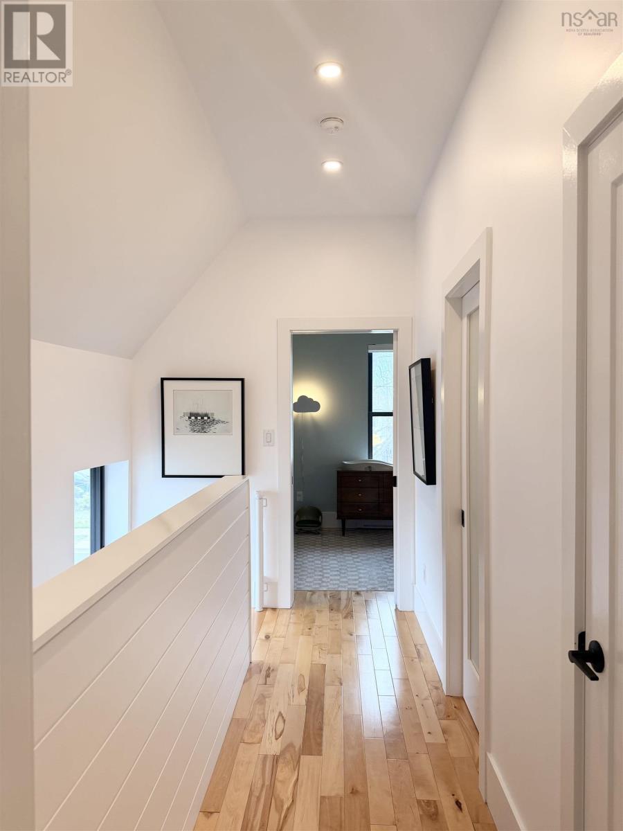 5663 Stanley Street - 22