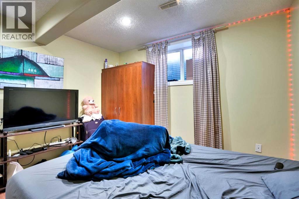 143 Taralea Gardens NE — photo 44