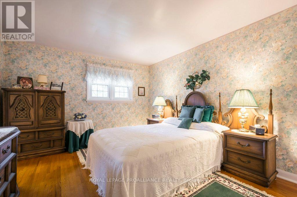9 PARKVIEW HEIGHTS - 13