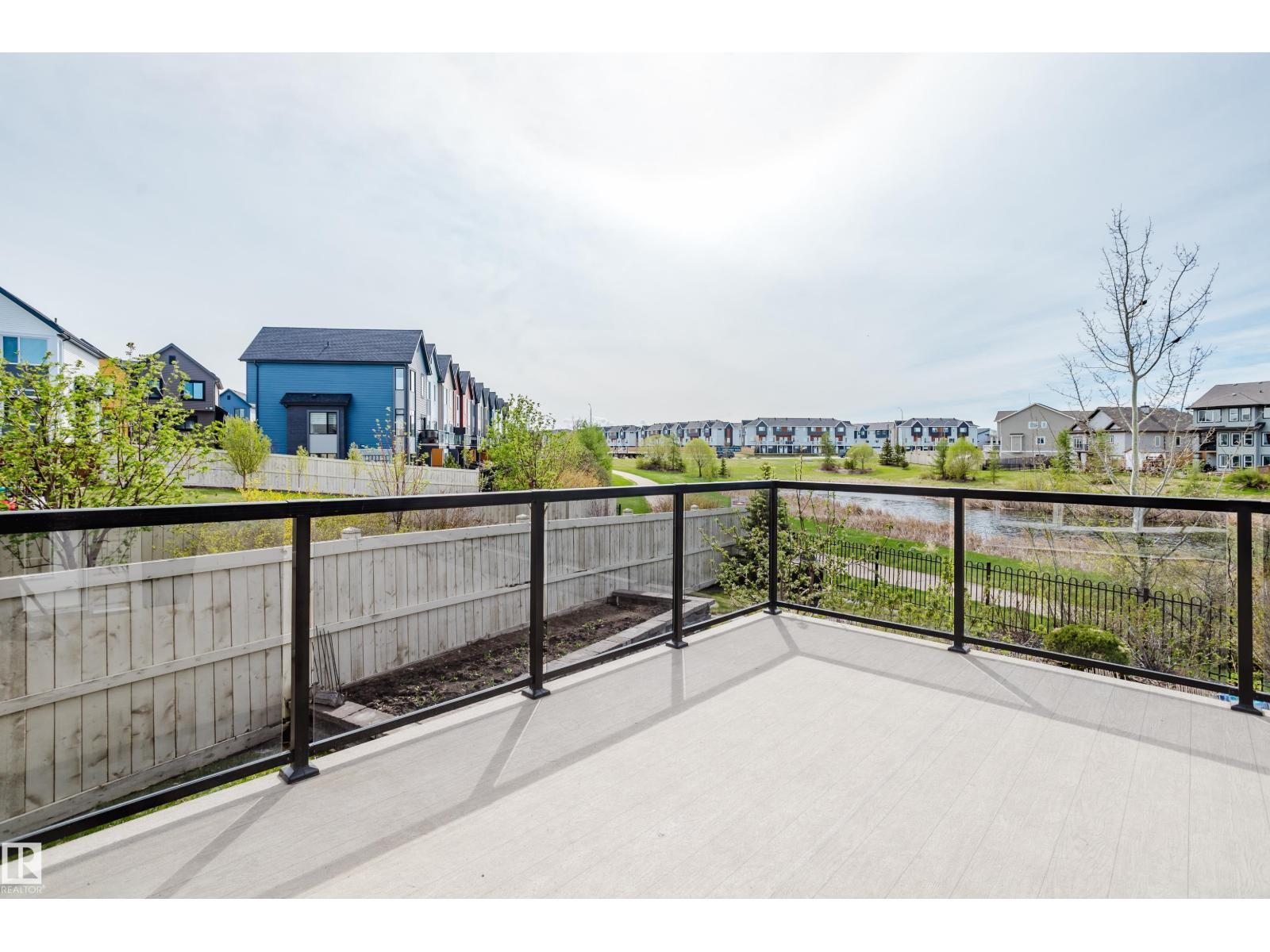 15807 11 AV SW SW, Edmonton