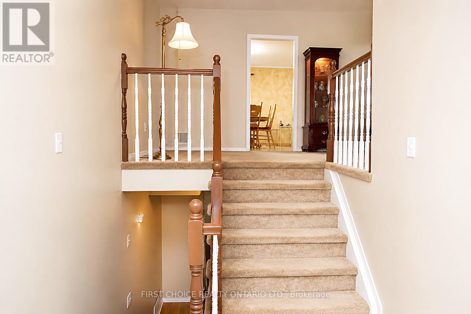 13 QUEENSTON DRIVE - 8