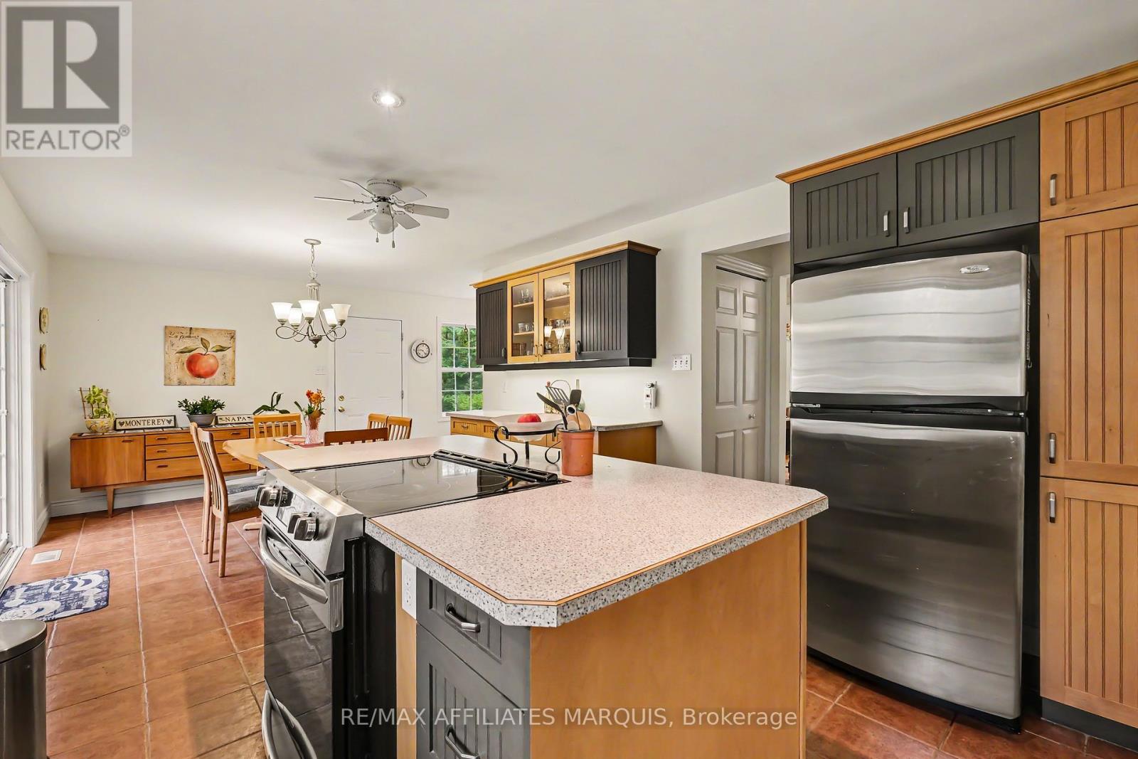 183 CROMWELL CRESCENT - 16
