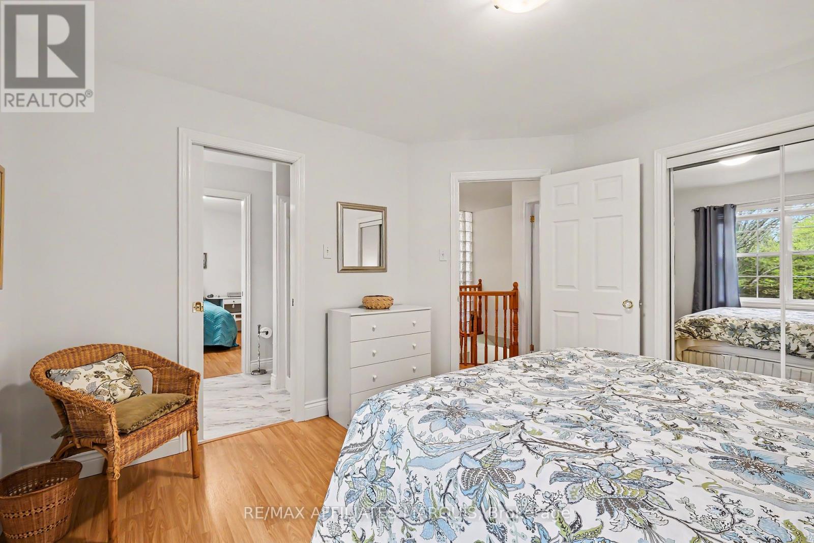 183 CROMWELL CRESCENT - 22