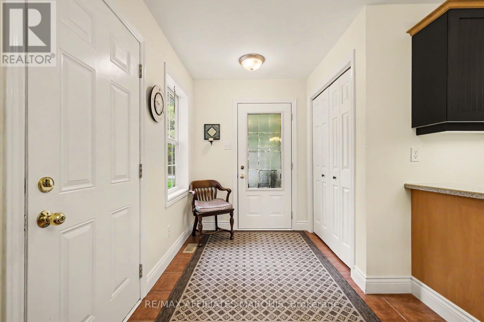 183 CROMWELL CRESCENT - 7