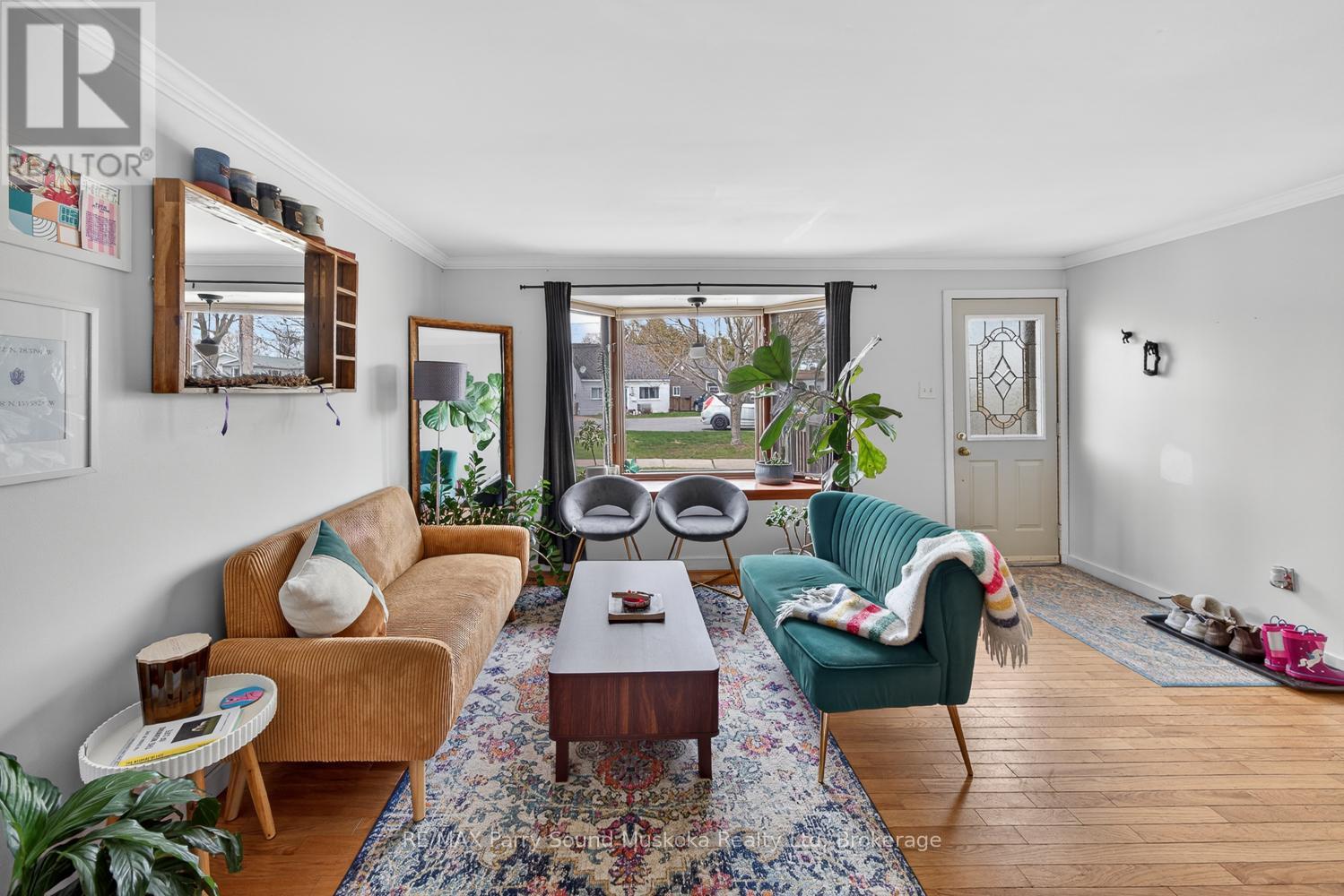 23 HIGHLAND CRESCENT - 7