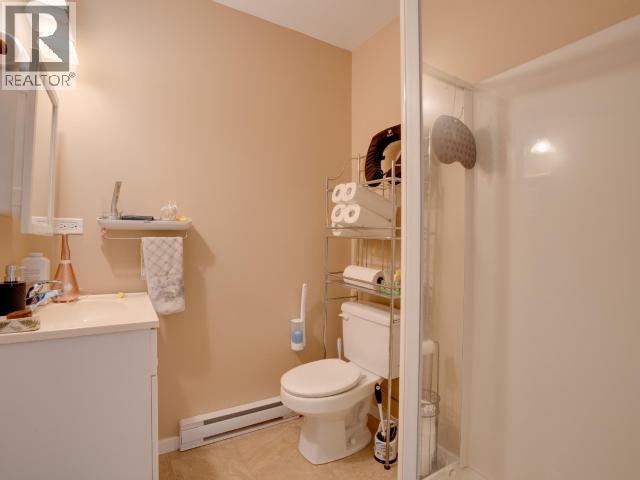 6060 LOIS STREET - 21