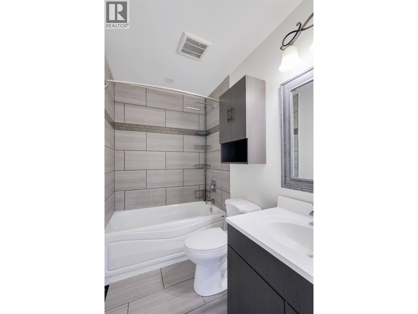 19 STARLING STREET - 9
