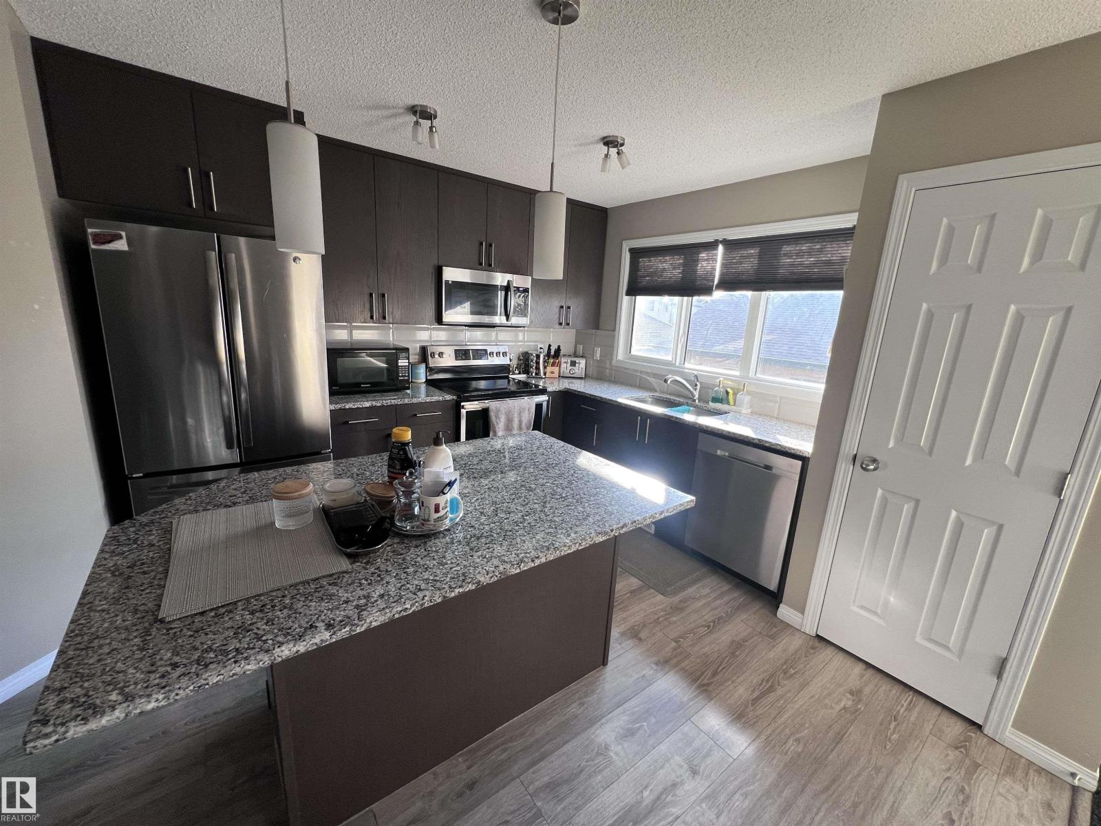 2291 PRICE LN SW, Edmonton