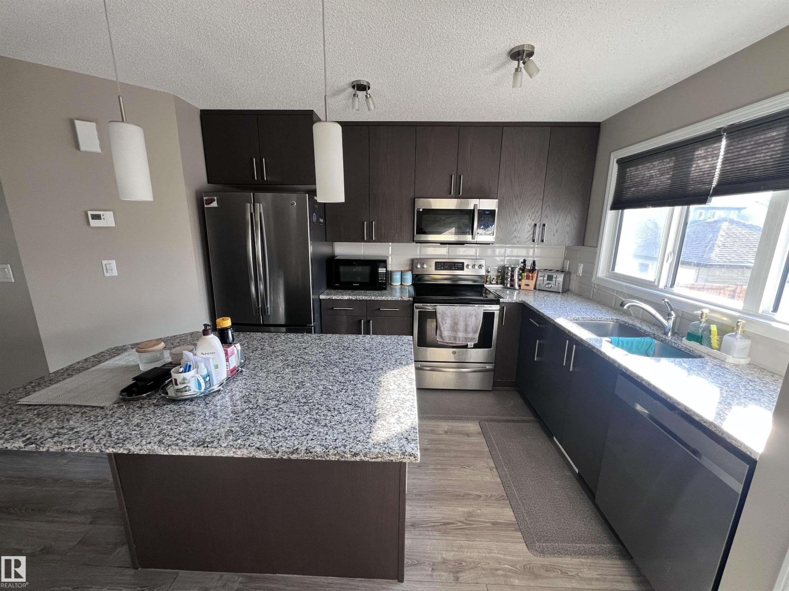2291 PRICE LN SW, Edmonton