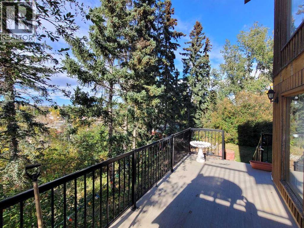 15 Glenview Drive SW - 9