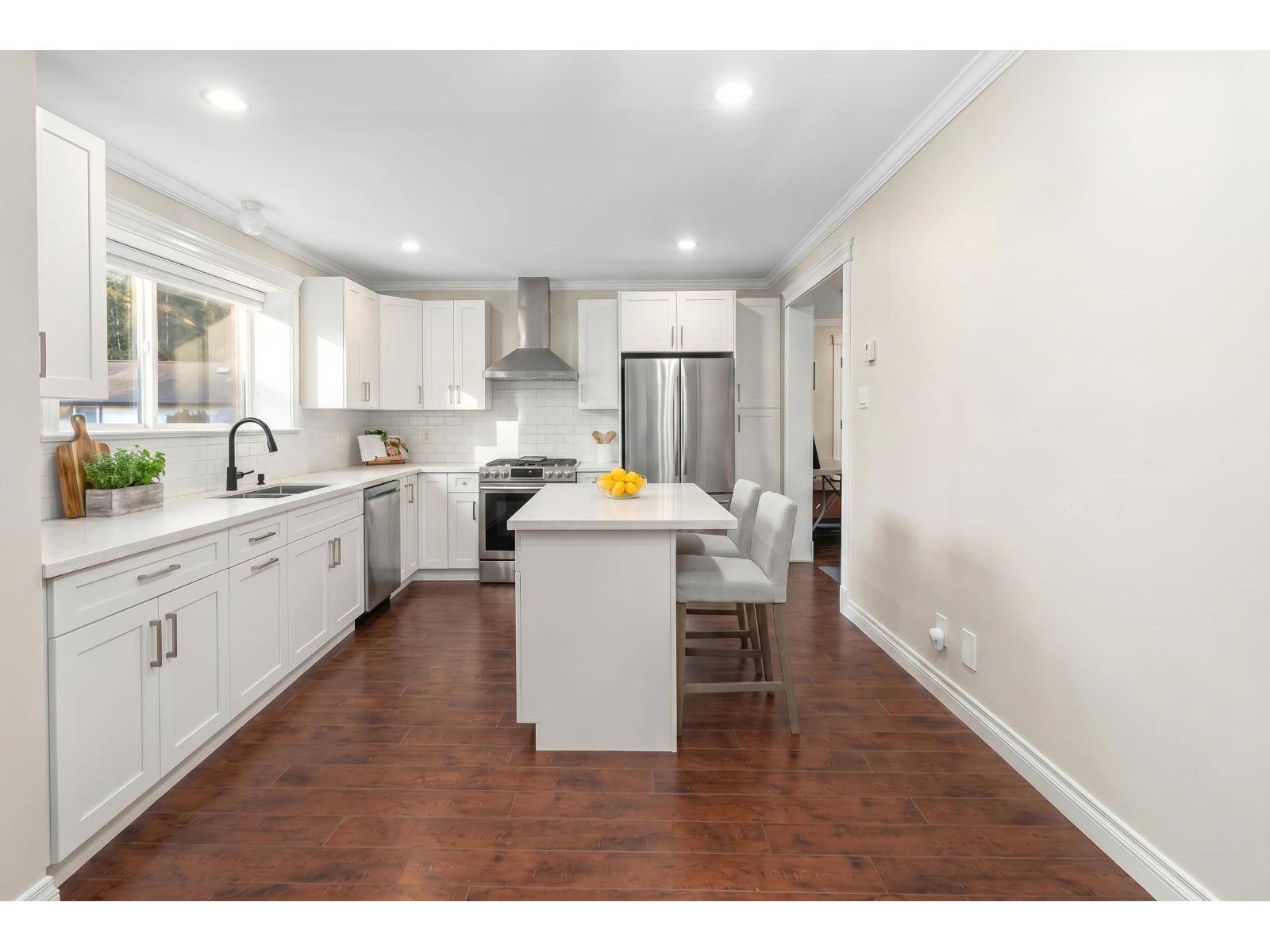 12483 POWELL STREET, Mission