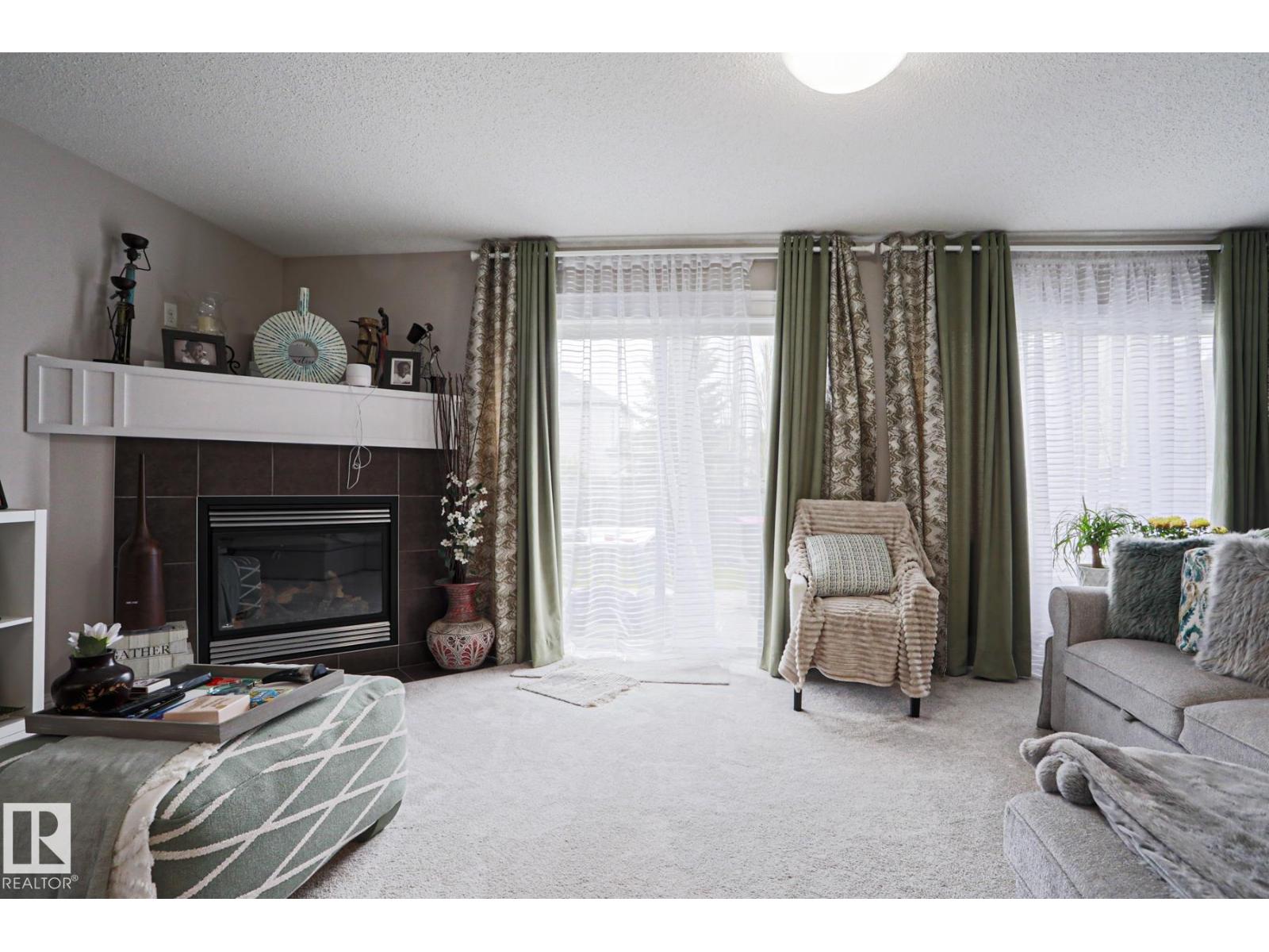 1621 64 ST SW, Edmonton