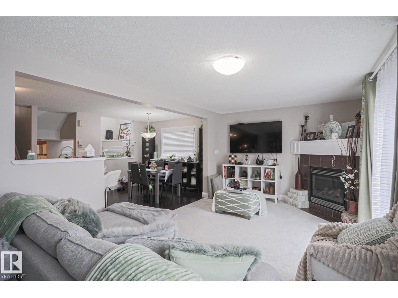 1621 64 ST SW, Edmonton
