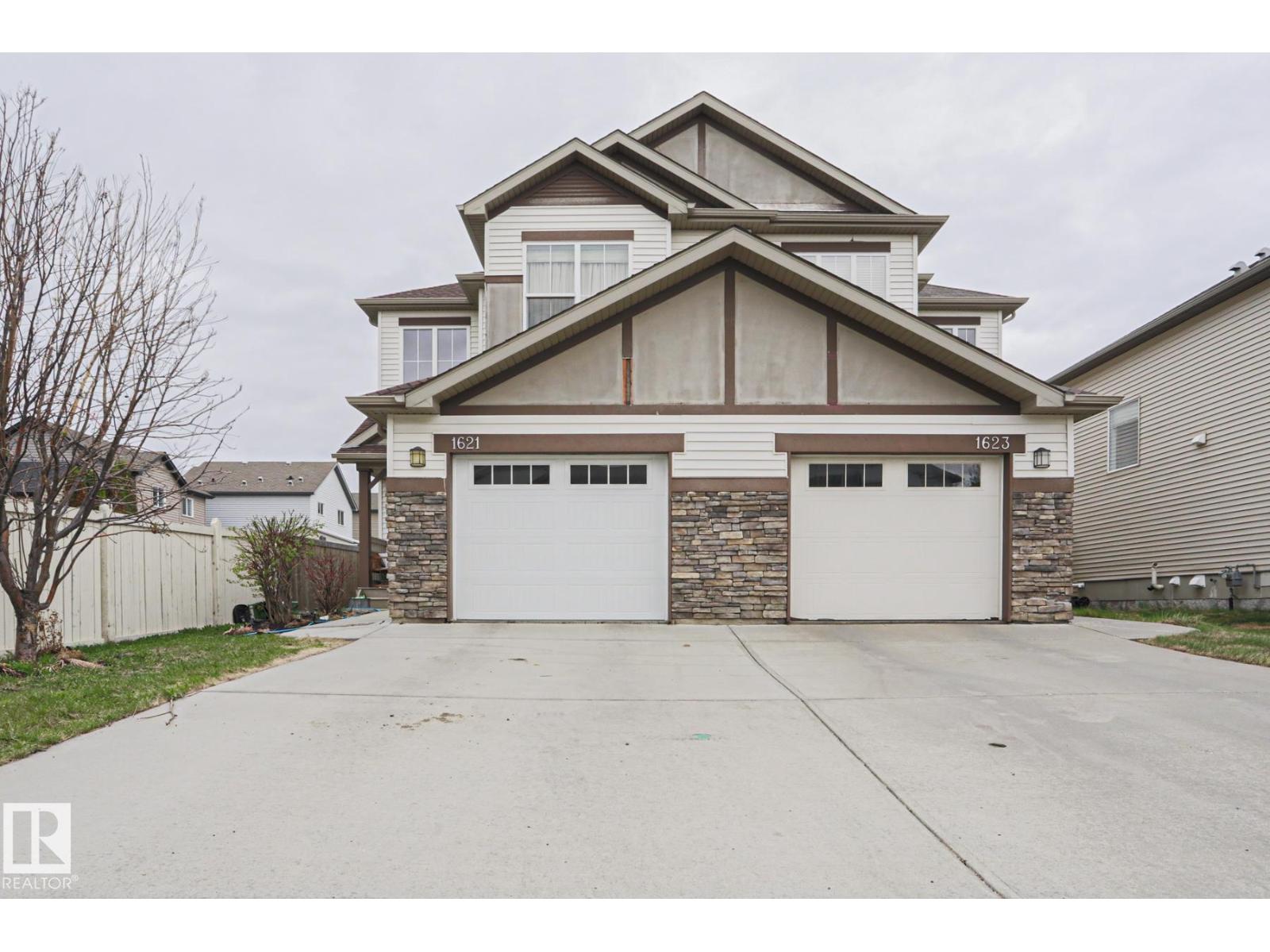 1621 64 ST SW, Edmonton