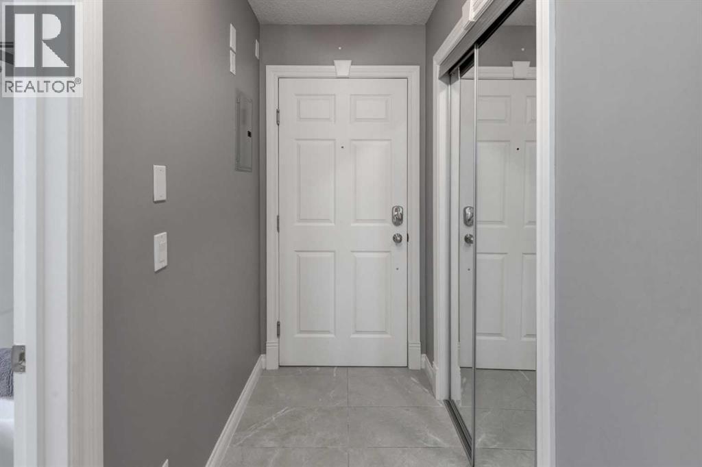 #202 1631 28 Avenue SW - 29