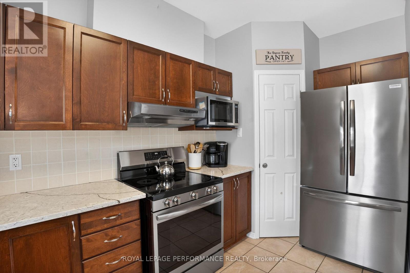 112 JADE STREET - 17