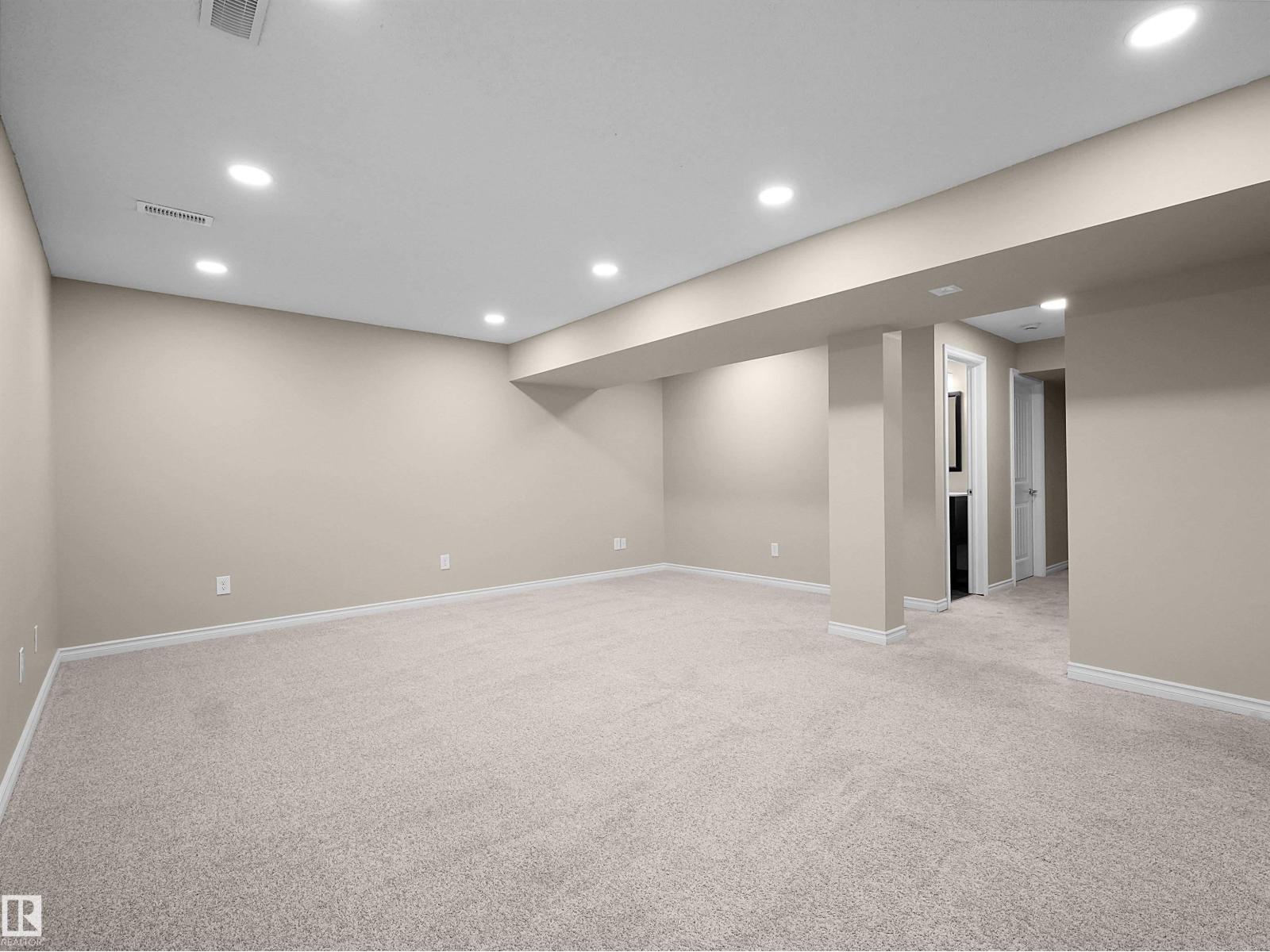 15926 10 AV SW SW, Edmonton