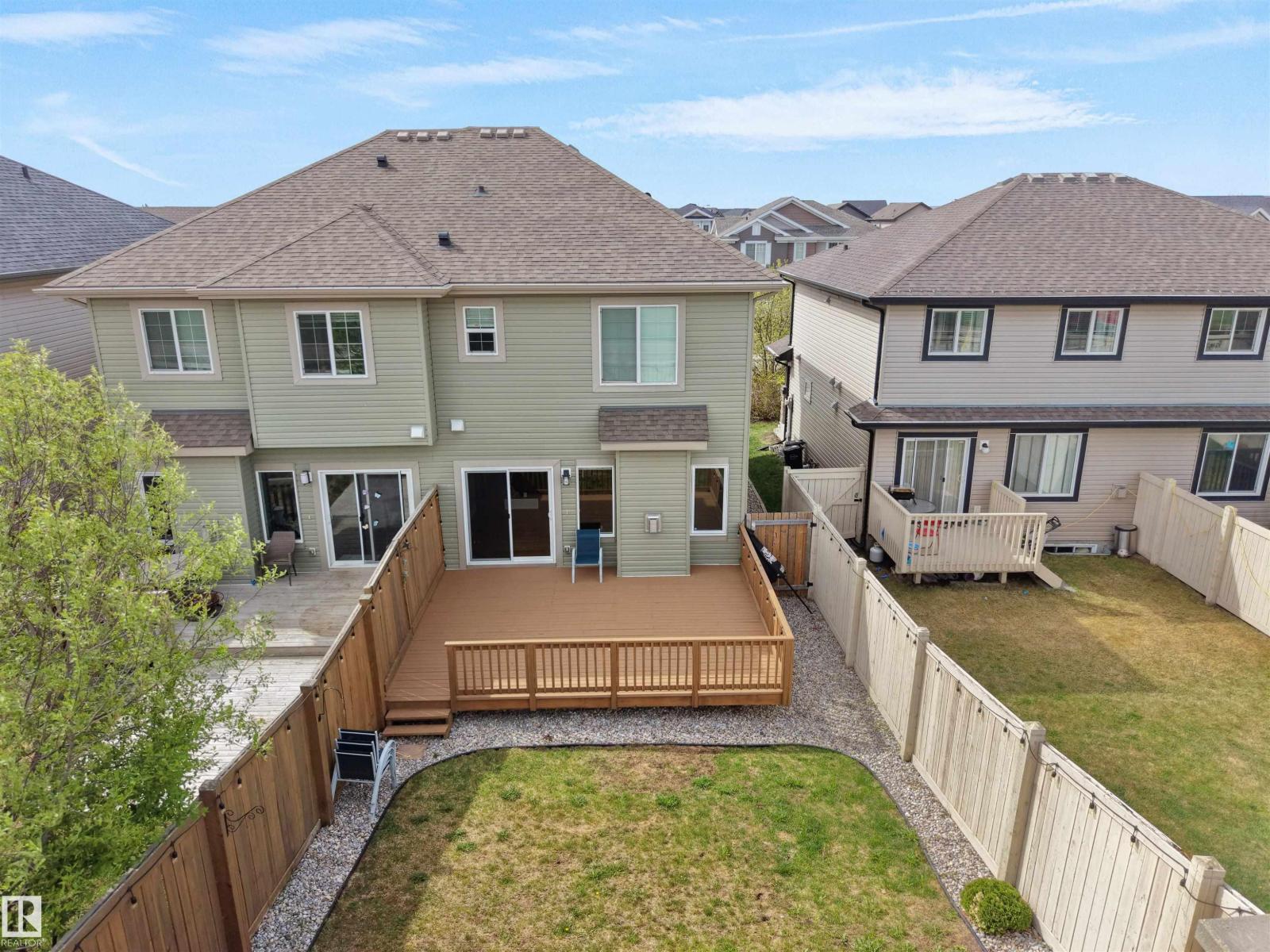 15926 10 AV SW SW, Edmonton